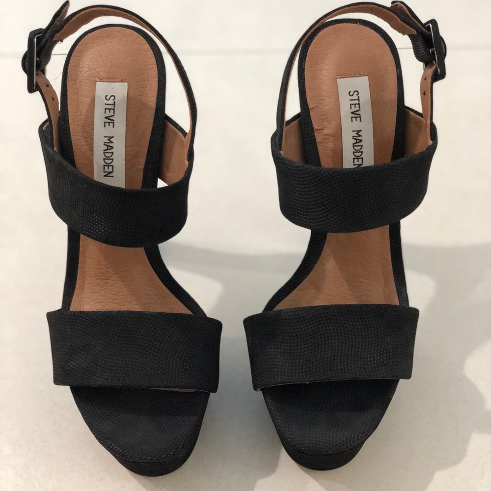 STEVE MADDEN BLACK 5.5” HEELS SIZE 7